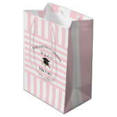 Gift Bags Pink White Stripe Graduation 2026 Mittlere Geschenktüte (Rückseite Schrägansicht)