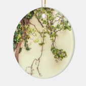 Gift-Efeu auf einer gelben Wand Keramik Ornament (Links)