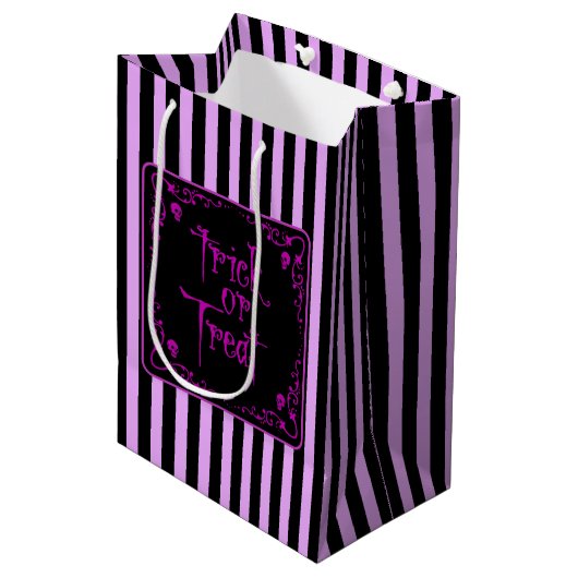 Gift oder Süßigkeiten Poison Purple Mittlere Geschenktüte (Vorderseite Schrägansicht)