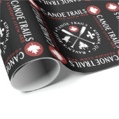 Gift Wrap mit dem Kanu-Trails Ahornleaf Geschenkpapier (Rolleneckpunkt)