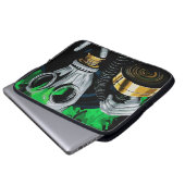 Giftgasmaske: Neonflames Laptopschutzhülle (Vorne Knopf)