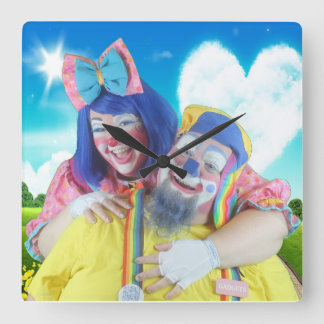 Giggles und Gadgets Quadratische Wanduhr