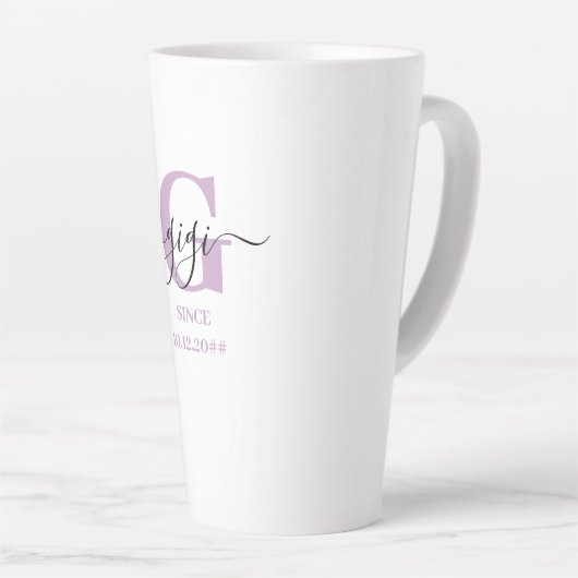 Gigi Elegant Script Monogram Lilac White Milchtasse (Rechte Ecke)