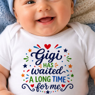 Gigi hat lange Zeit Baby-Body gewartet Baby Strampler