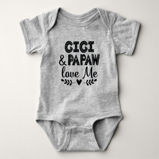 Gigi und Papaw Liebe Baby Strampler (Vorderseite)