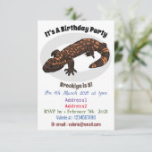 Gila Monster Cartoon Illustration Einladung (Stehend Vorderseite)