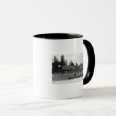 Gilchrist, Oregon Kommerziell Center View Tasse (VorderseiteRechts)