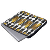 Gilded Artistry: Black & Gold Abstrakt Laptopschutzhülle (Vorne Knopf)