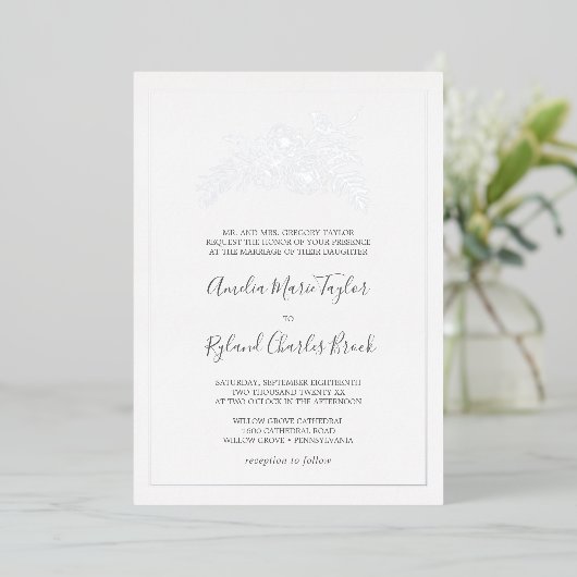 Gilded Floral | Silver Foil Formal Wedding Folieneinladung (Stehend vorne)