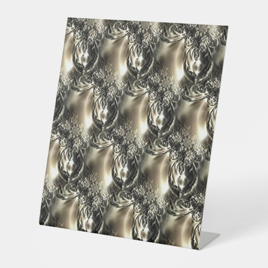 Gilded Pearls Sockelschild (Vorderseite)