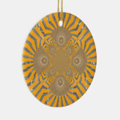 Gilded Zephyr: Eleganz in Golden Yellow & Chrome Keramik Ornament (Rechts)