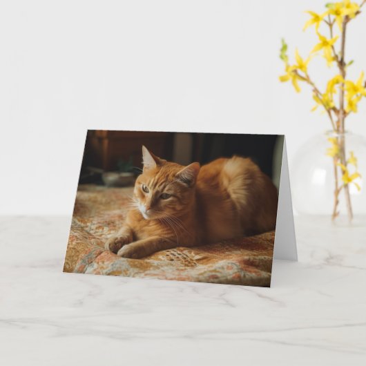 Ginger Cat auf einem Bett Jede Anlässe Karte (Gelbe Blume)