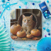 Ginger Cat In einem Erntedank Cornucopia Pappteller (Party)