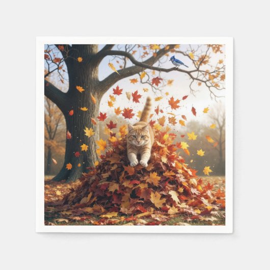 Ginger Cat Leaping Out of Herbst Leaf Pile Serviette (Vorderseite)