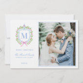 Ginger Jar & Christmas Berries Wappen Monogram Einladung (Vorderseite)