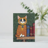 Ginger Tabby Cat in Bookshelf Postkarte (Stehend Vorderseite)