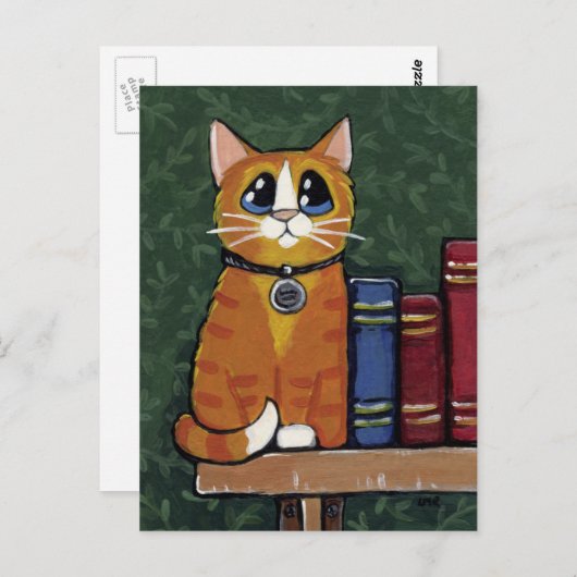 Ginger Tabby Cat in Bookshelf Postkarte (Vorne/Hinten)