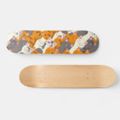 Ginger Weiße Katze Diagonalmuster Skateboard (Horizontal)