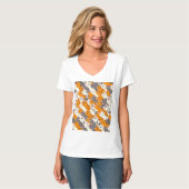Ginger Weiße Katze Diagonalmuster T-Shirt (Vorderseite Vollansicht)