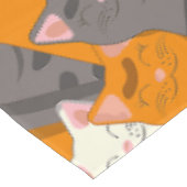 Ginger Weiße Katze Diagonalmuster Tischdecke (Schrägansicht)