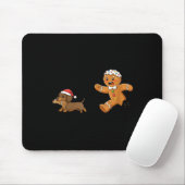 Gingerbread Cookie Chasing Dachshund Christmas Dog Mousepad (Mit Mouse)