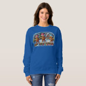 Gingerbread Family Snowy Christmas Scene Sweatshirt (Vorne ganz)