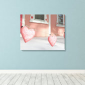 Gingerbread Hearts in Snow - Martha's Vineyard Leinwanddruck (Insitu (Holzboden))