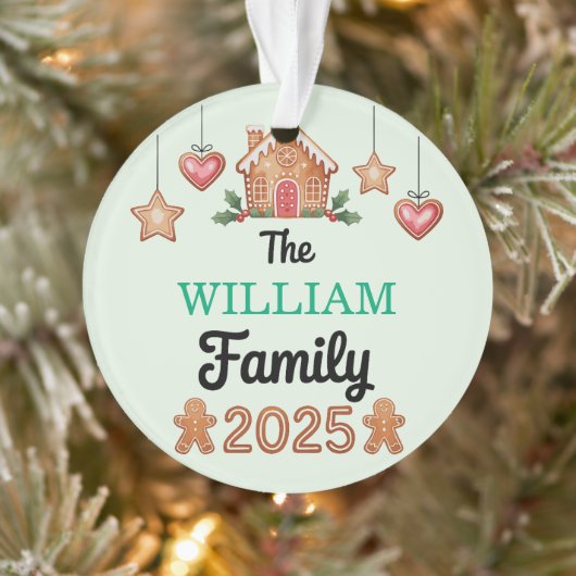 Gingerbread House Family Name 2025 Christmas Ornament (Baum)