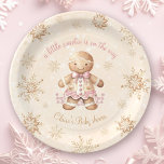 Gingerbread Little Sweetie Christmas Baby Shower Pappteller<br><div class="desc">Weihnachts-Baby-Duschpapier-Teller mit einem bezaubernden Lebkuchenmädchen in Rosa und Beige,  Lebkuchengebäck und Imitat goldenen Schneeflocken. Personalisieren Sie den Text einfach. Kate Eden Art</div>