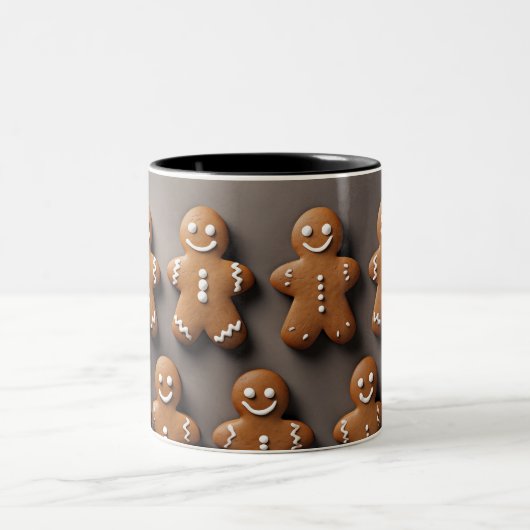 Gingerbread Men Knolling Zweifarbige Tasse (Mittel)