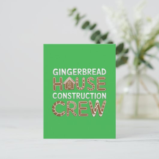Gingerbrot House Construction Crew Digitale Kunst Postkarte (Stehend Vorderseite)