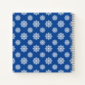 Gingerbrot Man on Blue White Snowflakes Pattern Notizblock (Rückseite)