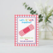 Gingham Bandage Personalisiert Valentinskarte Postkarte (Stehend Vorderseite)