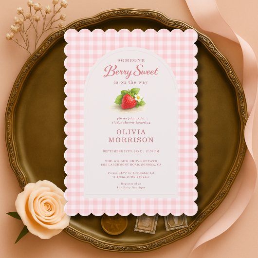 Gingham Berry Sweet Strawberry Baby Shower Einladung