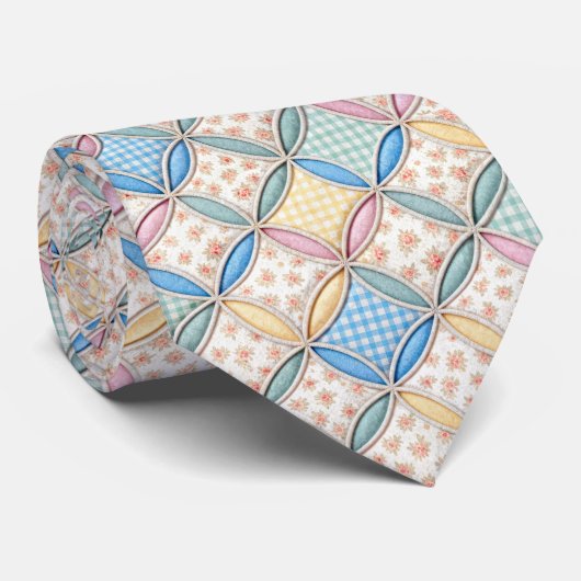 Gingham Cathedral Window Quilt Design Krawatte (Gerollt)