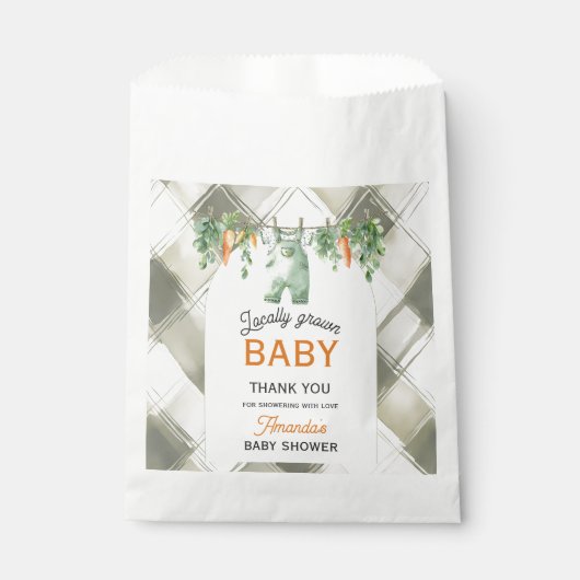 Gingham Clothesline Vor-Ort-Kinderdusche Geschenktütchen (Vorderseite)