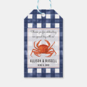 Gingham Crab Coastal Wedding Geschenkanhänger (Vorderseite)
