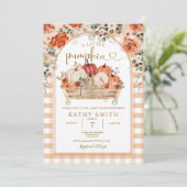 Gingham Ein kleiner Kürbis ist auf dem Weg Babydus Einladung (Stehend Vorderseite)