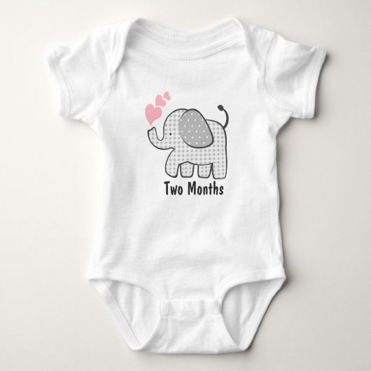 Gingham Elephant Zwei Monate Baby Strampler (Vorderseite)