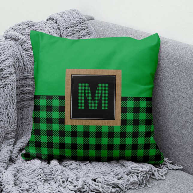 Gingham Green und Black Buffalo Kariert Monogram Kissen (Monogram Green and Black Buffalo Check Pillow)