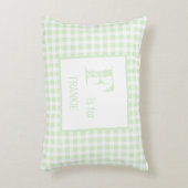 Gingham Karo Pastel Mint Green & White Monogram Dekokissen (Vorderseite(Vertikal))