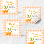 Gingham Orange Baby Shower Quadratischer Aufkleber