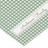 Gingham Pattern in Green with double Family Name Kurzer Tischläufer (Ecke)