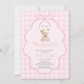 Gingham-Teddybär-Mädchen-Baby-Party Einladung (Vorderseite)