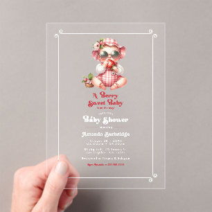 Gingham und Erdbeere Süße Babyparty Acryleinladungen