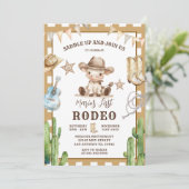 Gingham Wild West My First Rodeo Cowboy Birthday Einladung (Stehend Vorderseite)