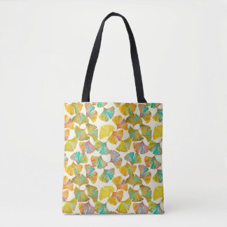 Gingko verlasse auf dem Boden nahtlos Muster. Wate Tasche