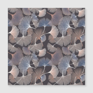 Ginkgo-Blätter: elegantes natürliches Muster. Magnetkarte