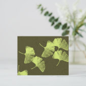 Ginkgo-Blätter Postkarte (Stehend Vorderseite)