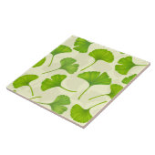 Ginkgo-Muster auf weiß Fliese (Seite)